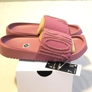 Women's Jordan Nola Slides "NEW"